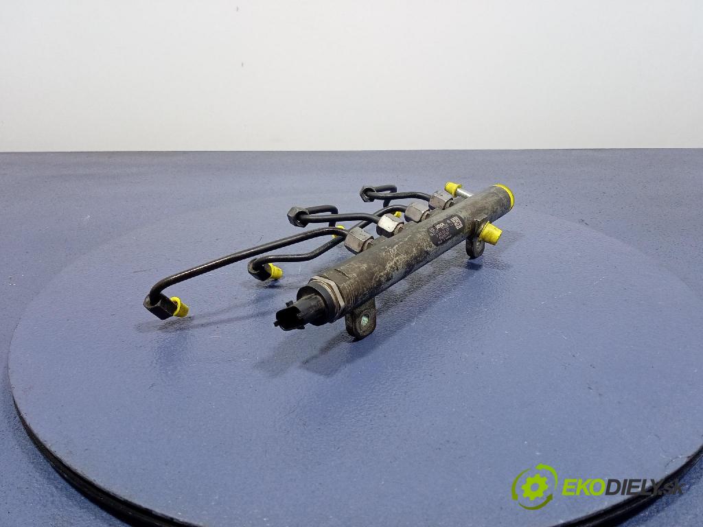 Opel Zafira 2006 lišta Zásobování 55200251