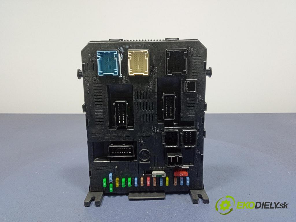 Peugeot 607 2005 skrinka Poistky: 21676159-4