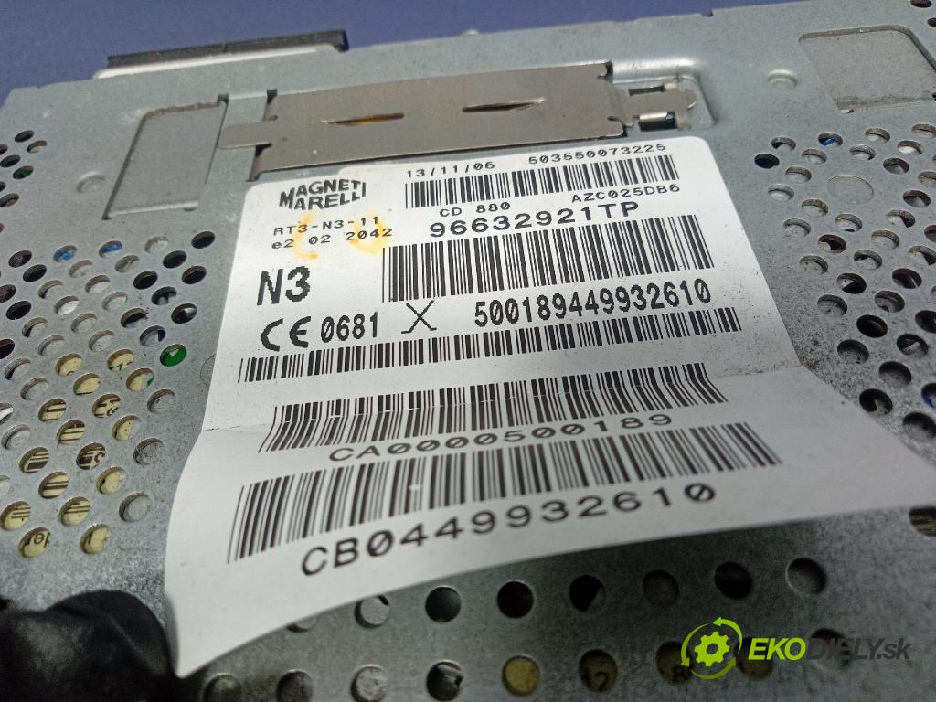 Peugeot 607 2005 Radio I Navigácia: 96632921TP