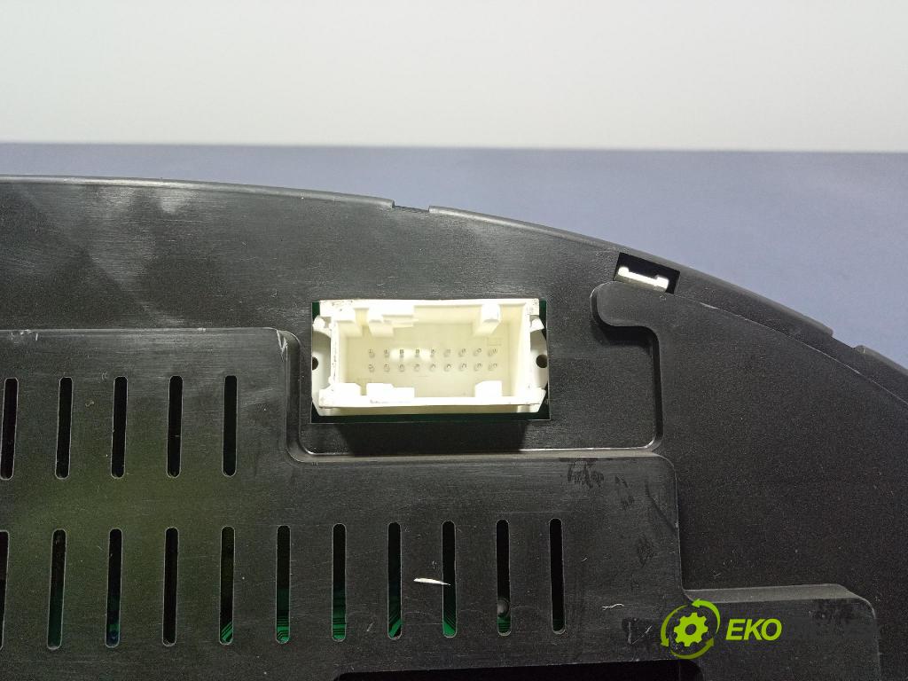 Peugeot 607 2005 prístrojovka/ budíky 9659279880