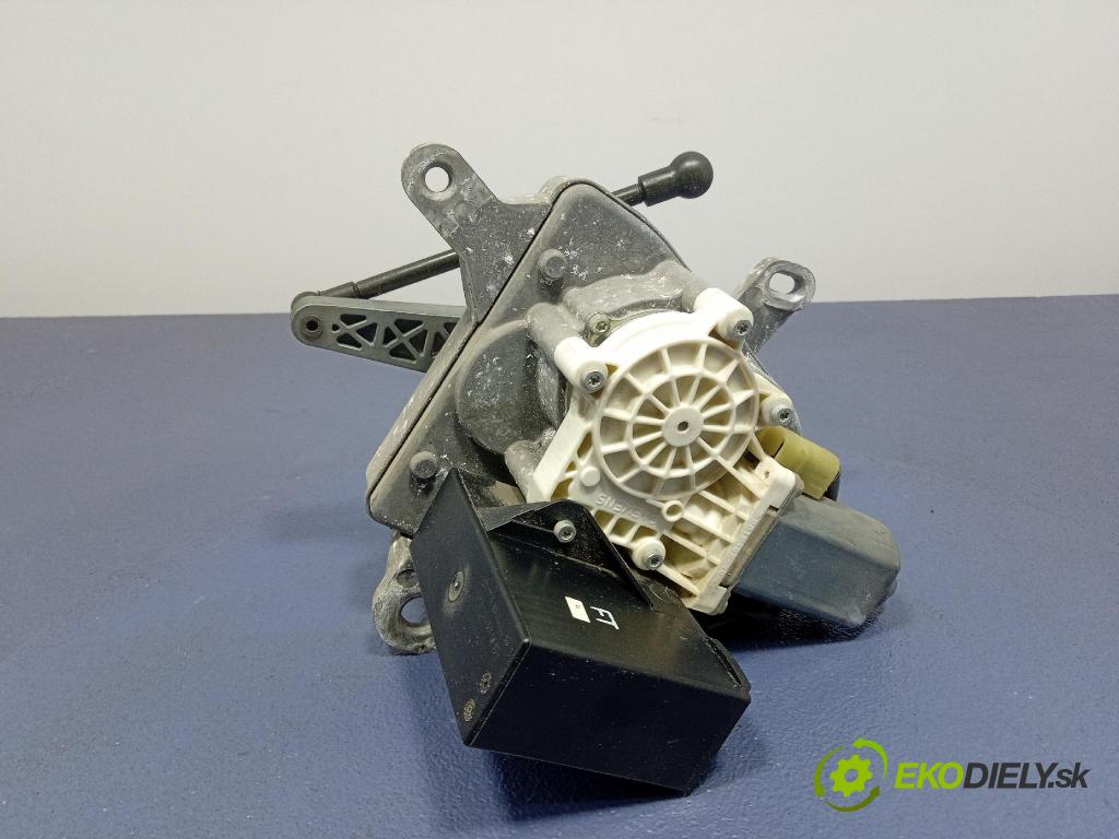 Peugeot 607 2005 Aktuátor: 9661640680