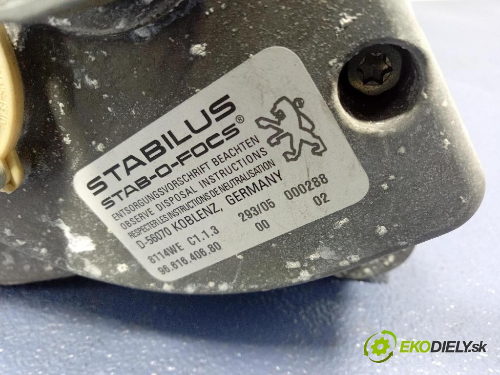 Peugeot 607 2005 Aktuátor: 9661640680