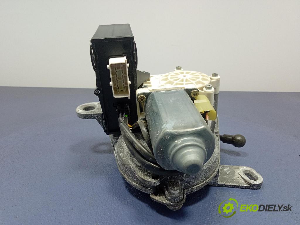 Peugeot 607 2005 Aktuátor: 9661640680