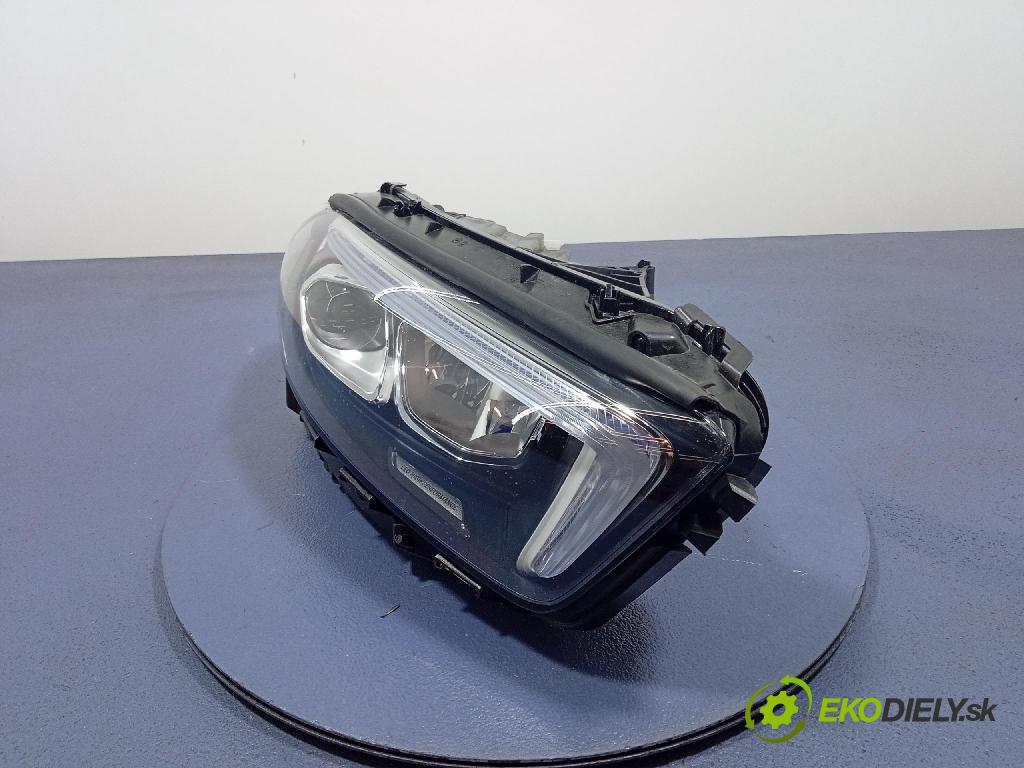 Mercedes A-Klasa 0 Reflektor: v pravo: A1779060201