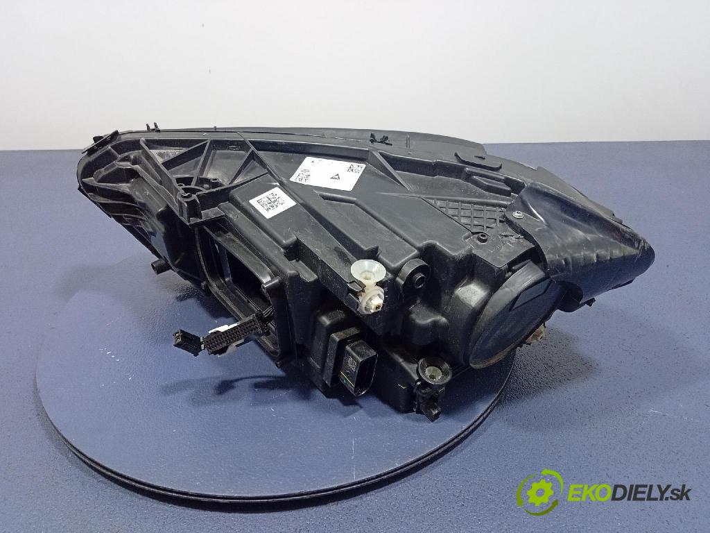 Mercedes A-Klasa 0 Reflektor: v pravo: A1779060201