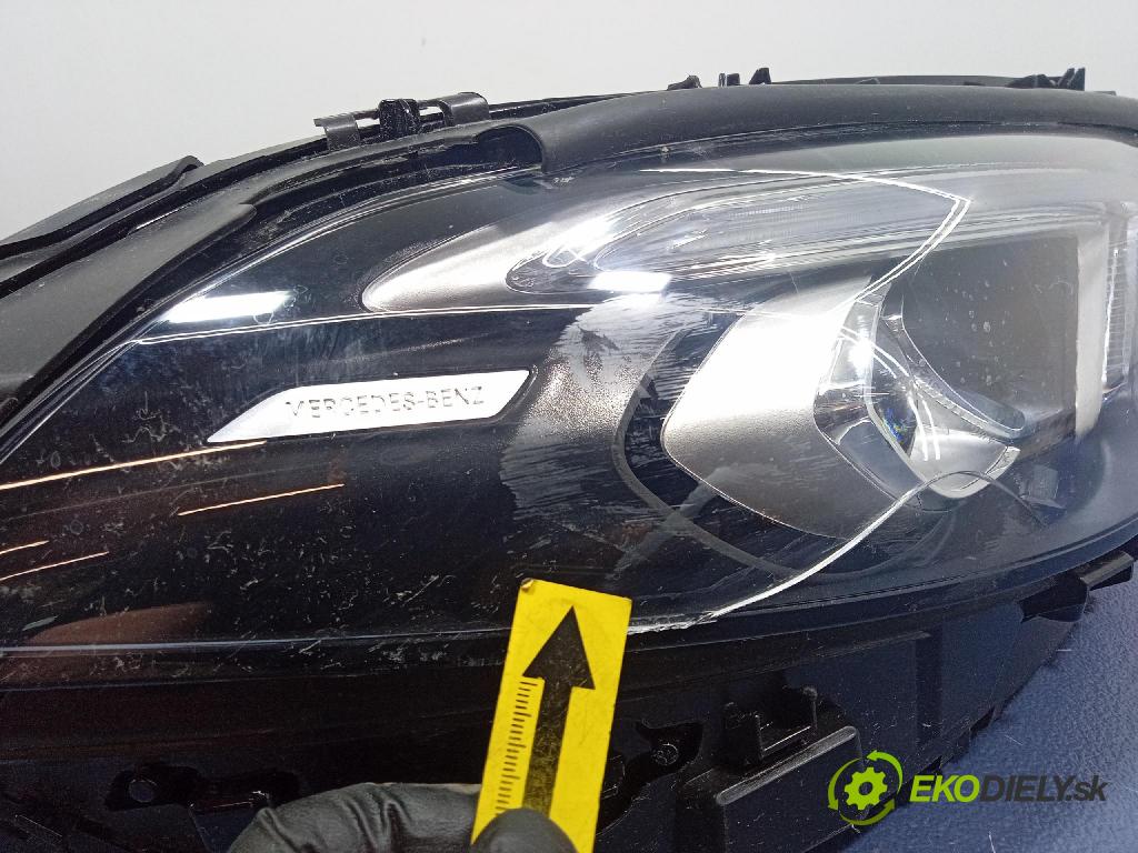 Mercedes A-Klasa 0 Reflektor: v pravo: A1779060201