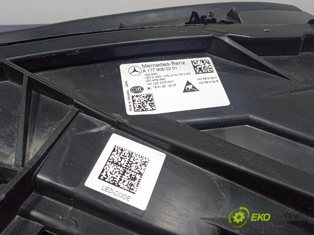 Mercedes A-Klasa 0 Reflektor: v pravo: A1779060201