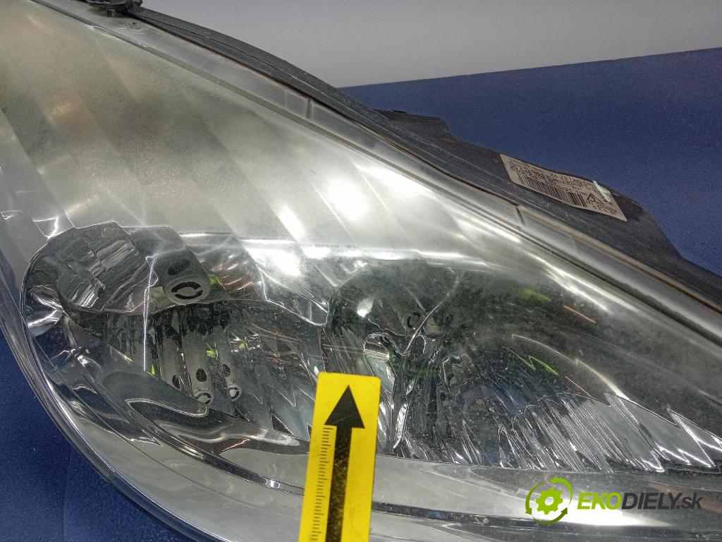 Peugeot 607 2005 světlo v pravo: 9654670880