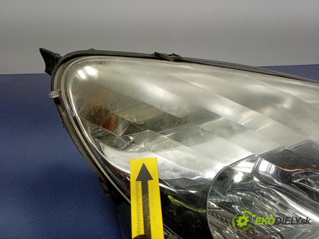 Peugeot 607 2005 světlo v pravo: 9654670880