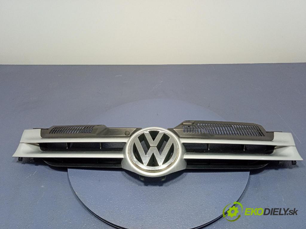 Vw Golf 2005 miežka / Gril: 1K0853655A