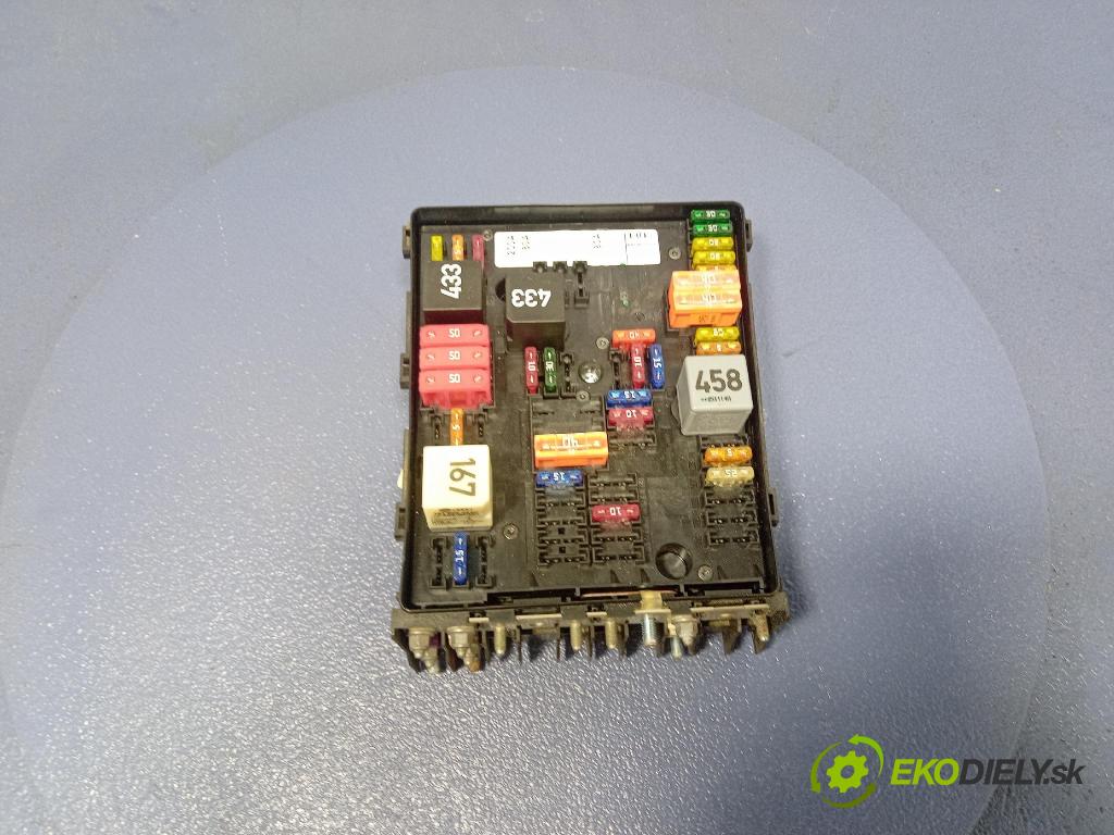 Vw Golf 2005 skrinka Poistky: 1394932