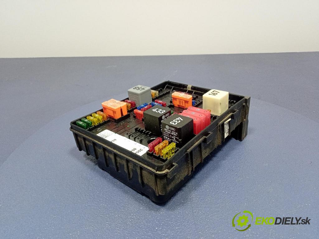 Vw Golf 2005 skrinka Poistky: 1394932