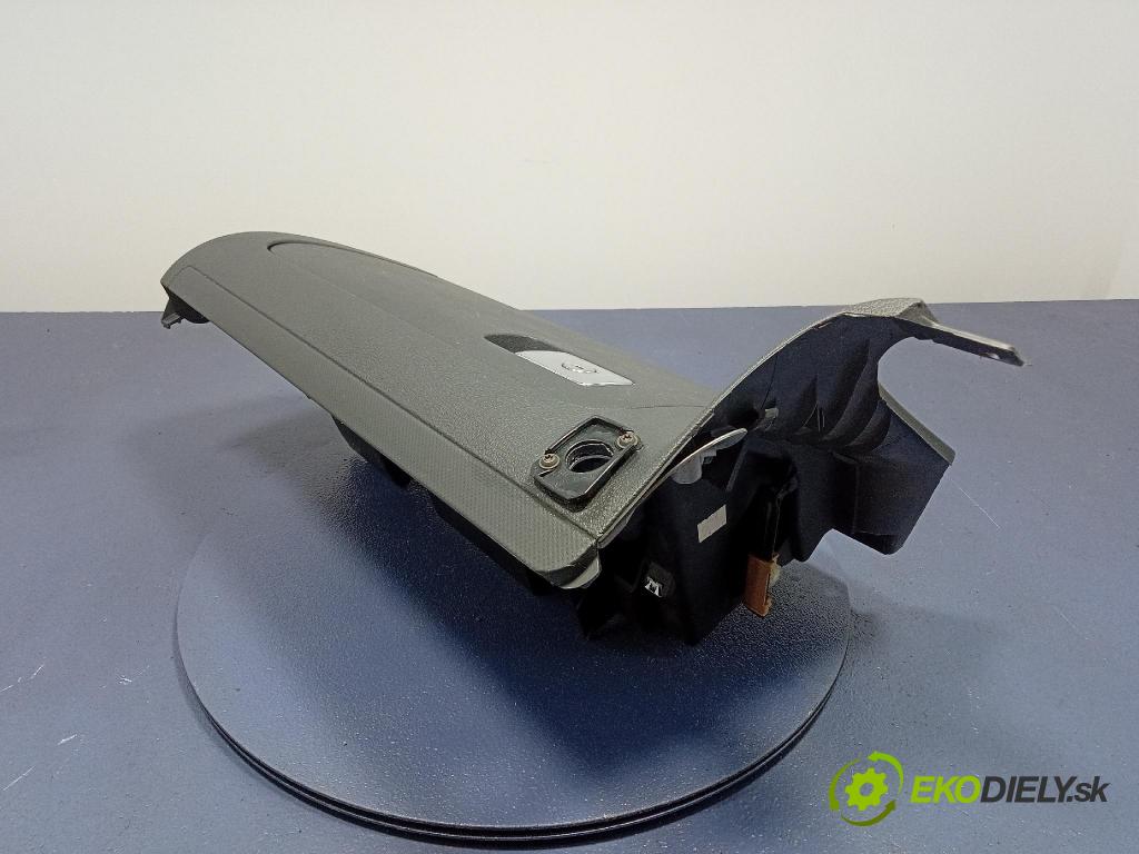 Vw Golf 2005 kastlík 1K1857290