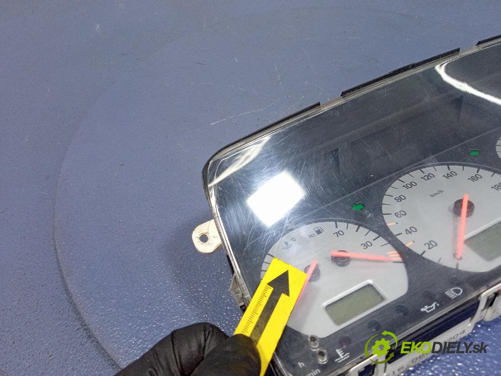 Vw Passat 1994 prístrojovka/ budíky 3A0919861F