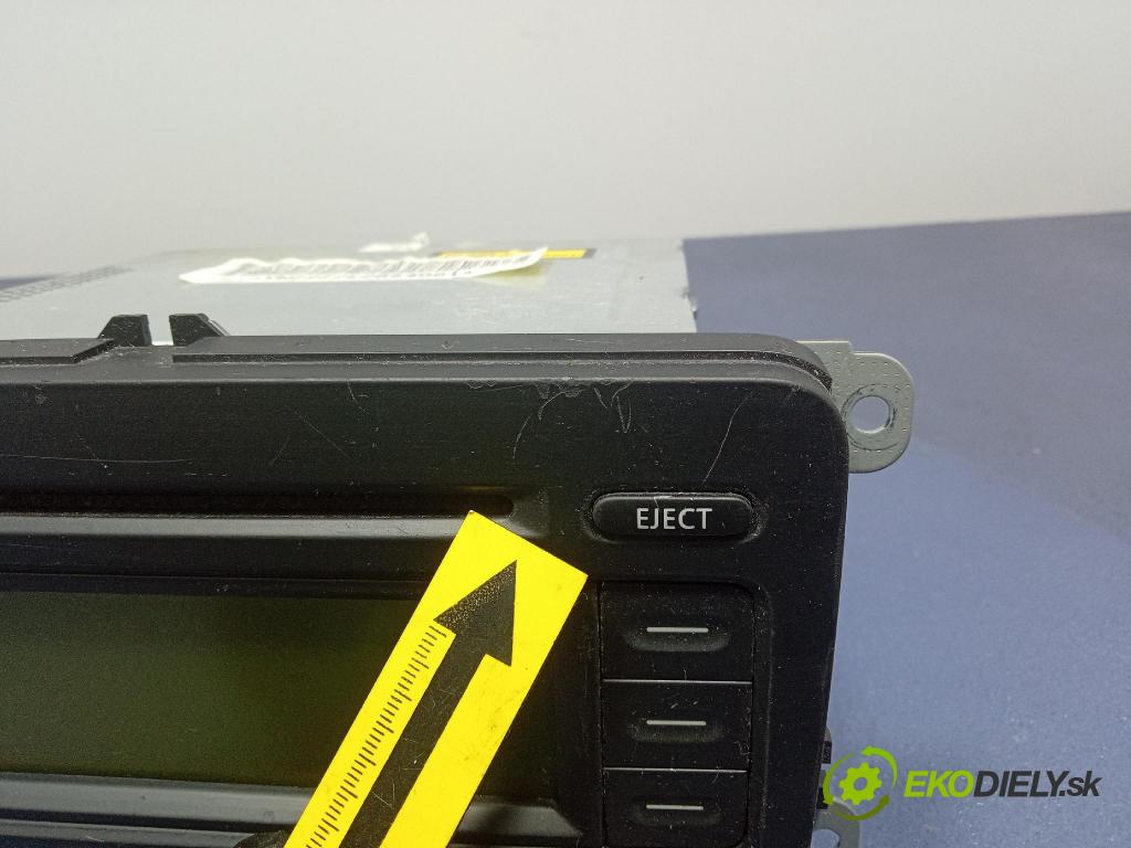 Vw Golf 2005 Radio I Navigácia: 