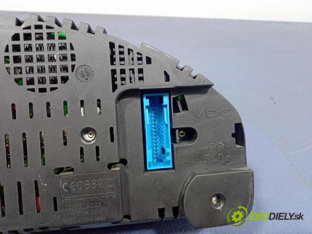 Audi A6 2003 prístrojovka/ budíky 4B0920933J