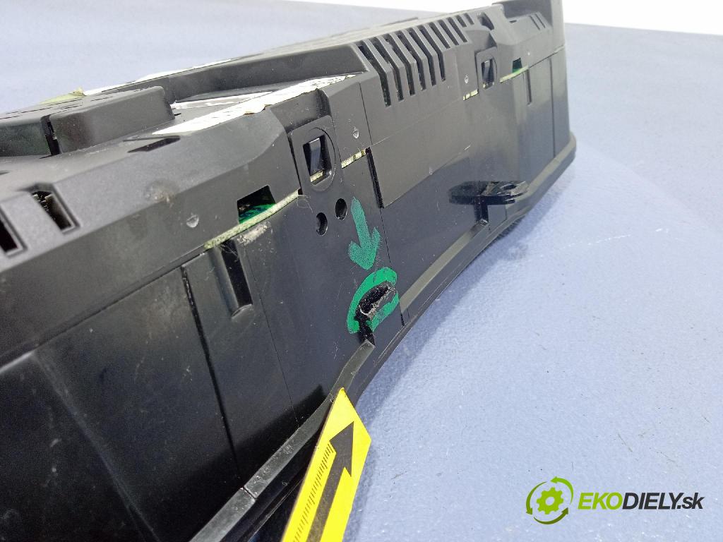 Audi A6 2003 prístrojovka/ budíky 4B0920933J