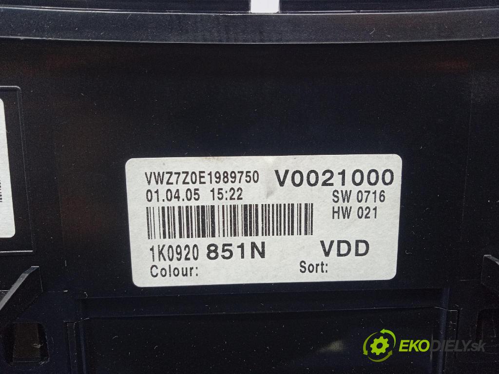 Vw Golf 2005 prístrojovka/ budíky 1K0920851N
