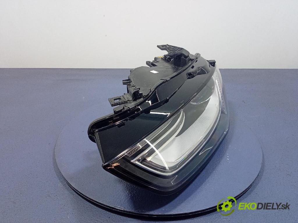 Audi A4 0 Reflektor: Vľavo: 8K0941043F