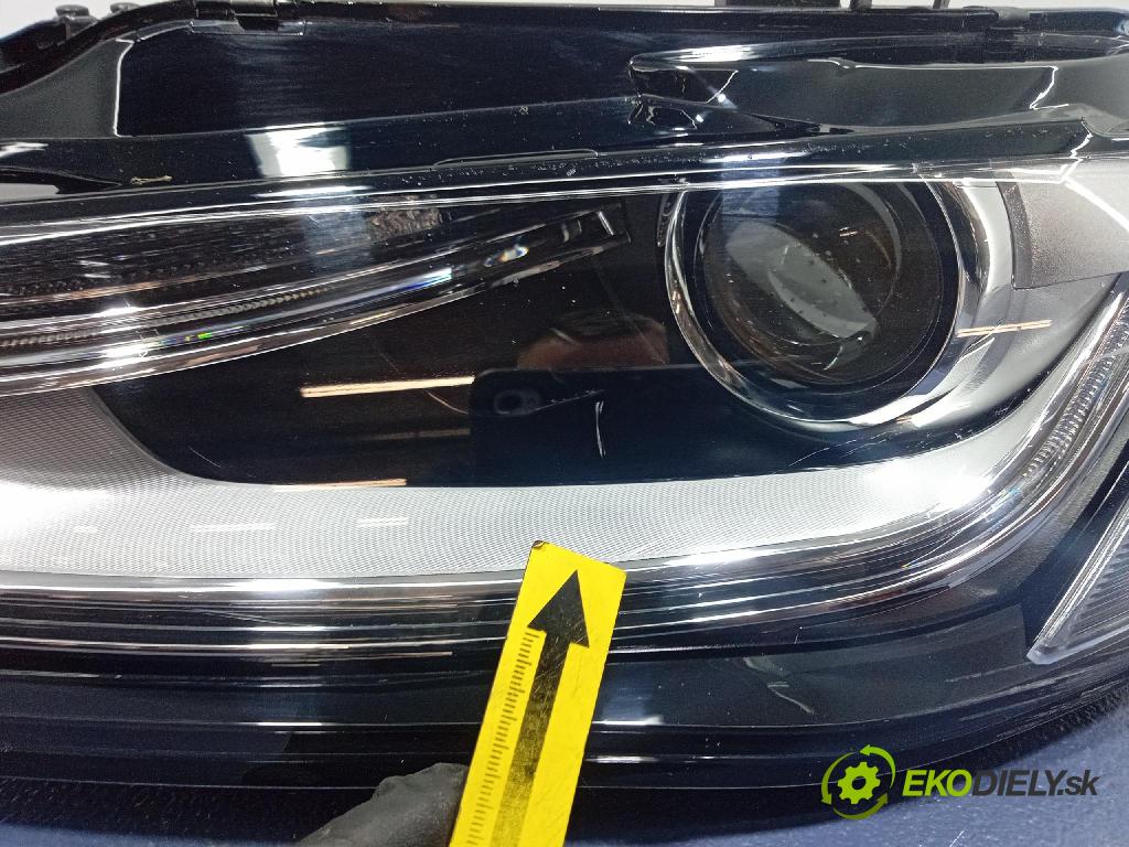 Audi A4 0 Reflektor: Vľavo: 8K0941043F