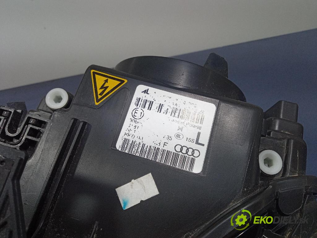 Audi A4 0 Reflektor: Vľavo: 8K0941043F