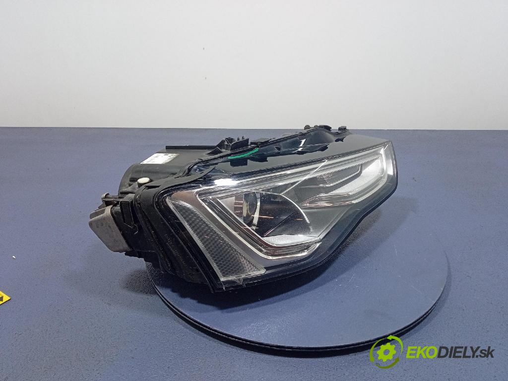 Audi A5 0 Reflektor: v pravo: 8T0941032C