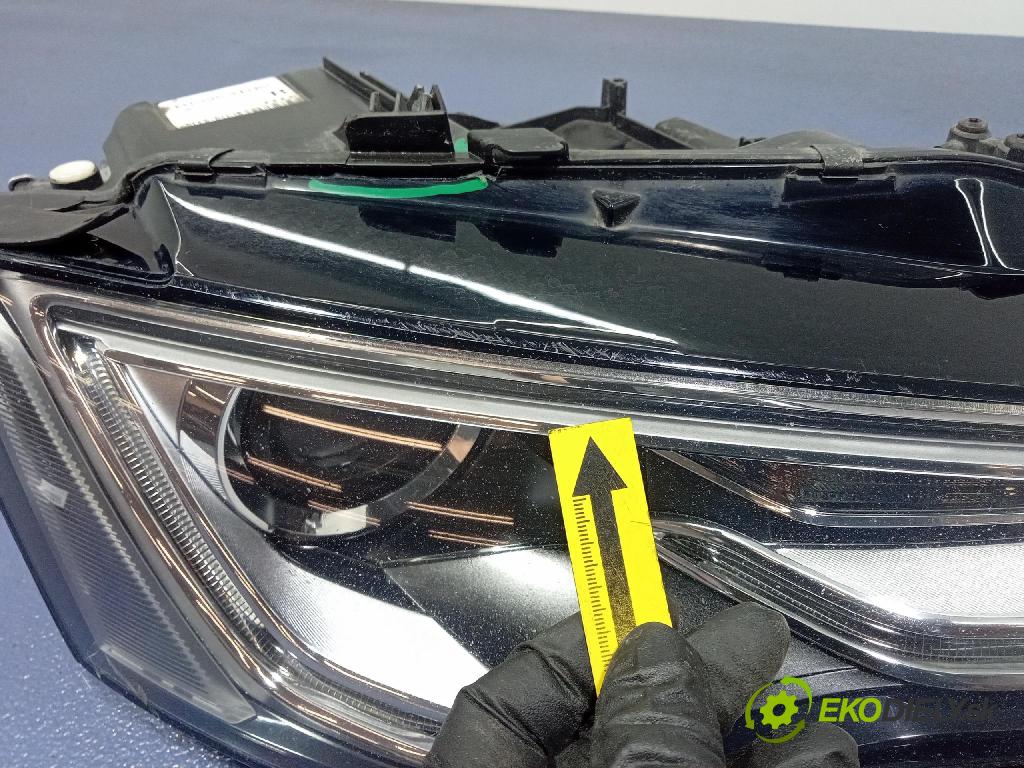 Audi A5 0 Reflektor: v pravo: 8T0941032C