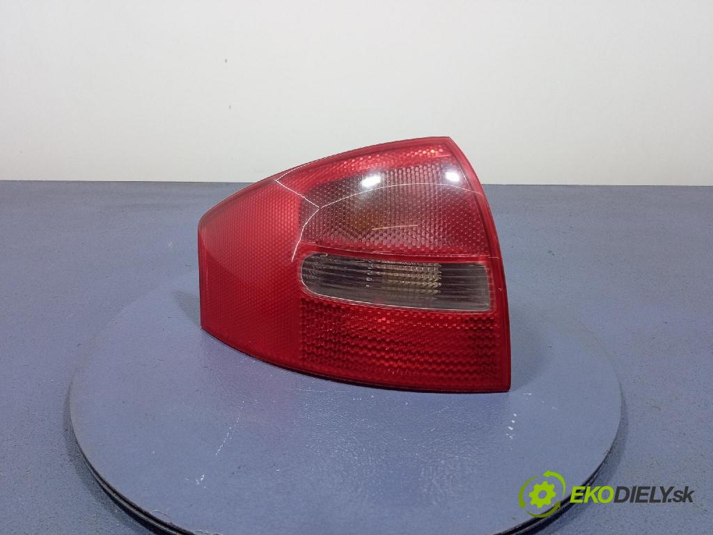 Audi A6 2003 svetlo / reflektor zad ľavá Vonkajsia: 4B5945095B