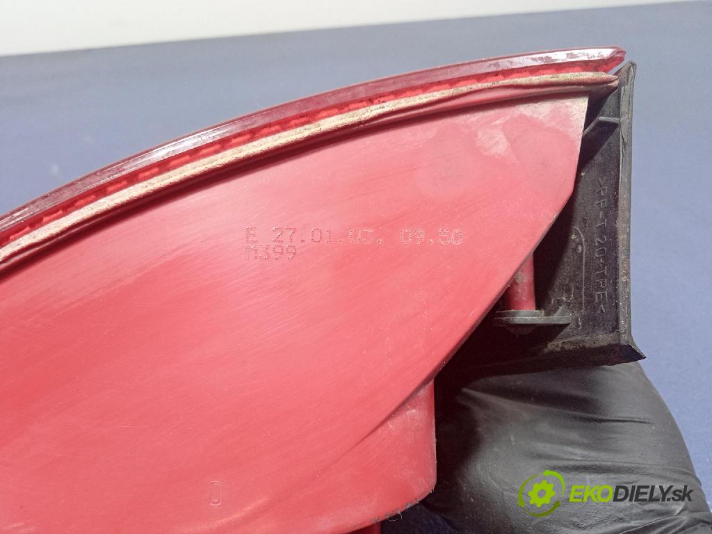 Audi A6 2003 svetlo / reflektor zad ľavá Vonkajsia: 4B5945095B