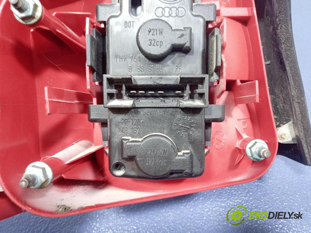 Audi A6 2003 svetlo / reflektor zad Prava: Vonkajsia: 4B5945096B