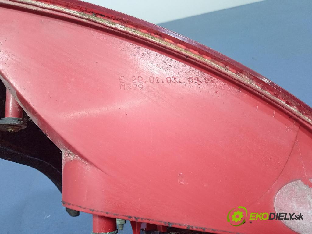 Audi A6 2003 svetlo / reflektor zad Prava: Vonkajsia: 4B5945096B