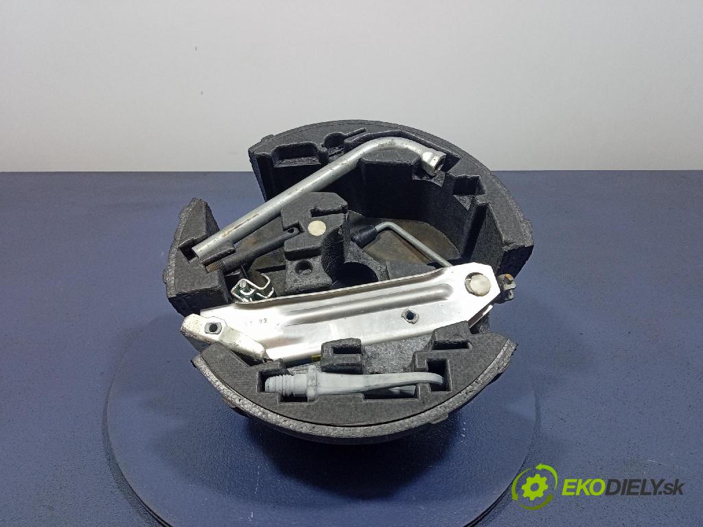 Audi A6 2003 Kulisa radenia 4B5012109