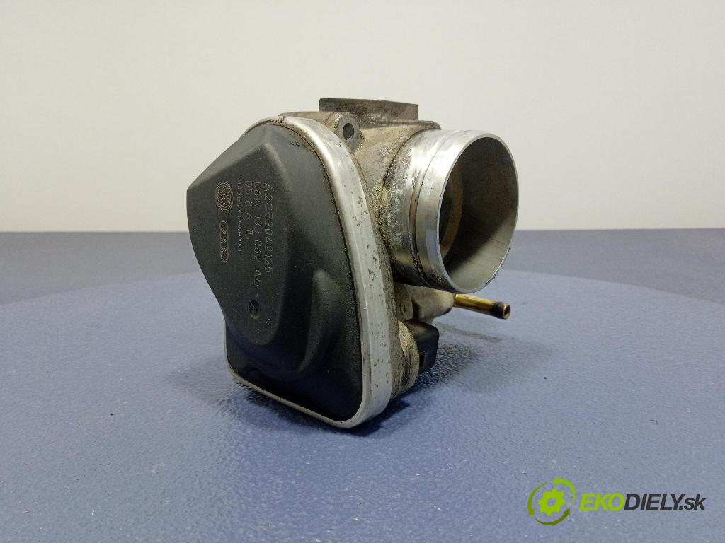 Vw Golf 2005 klapka 06A133062AB