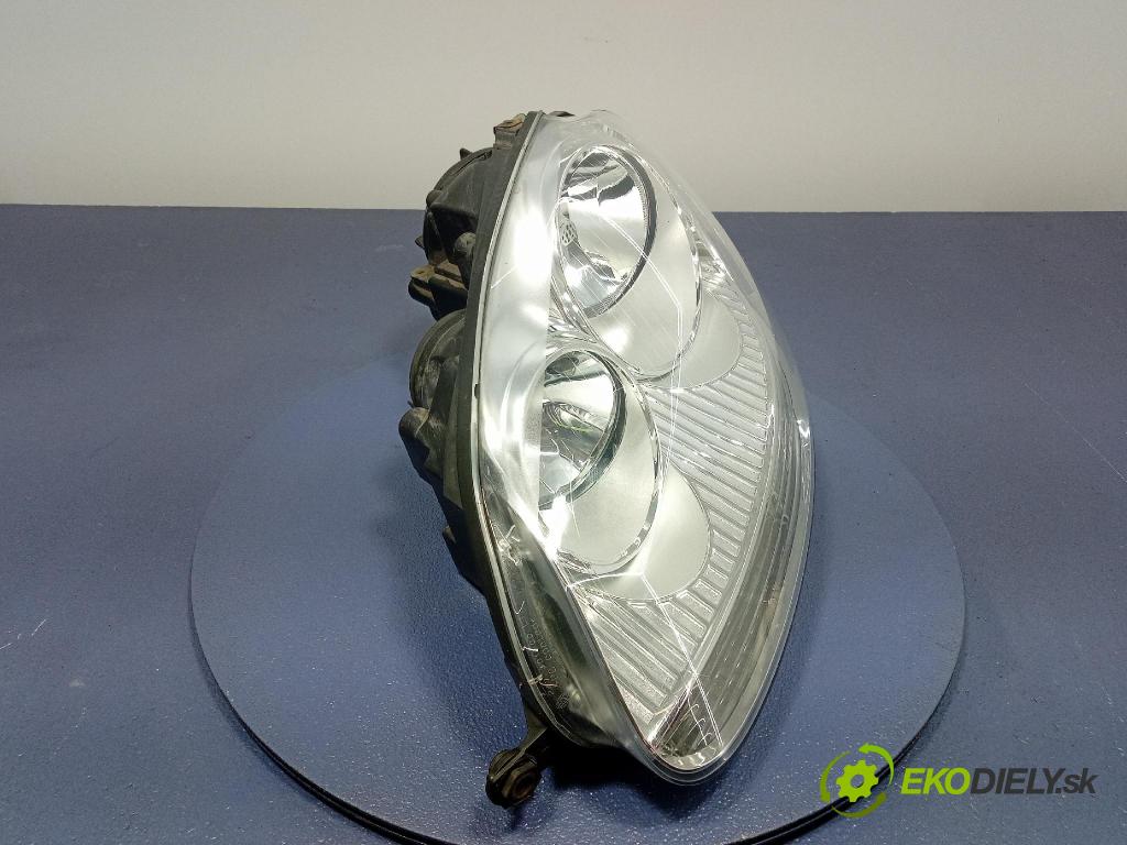 Vw Golf 2005 Reflektor: Vľavo: 1EG247007-57