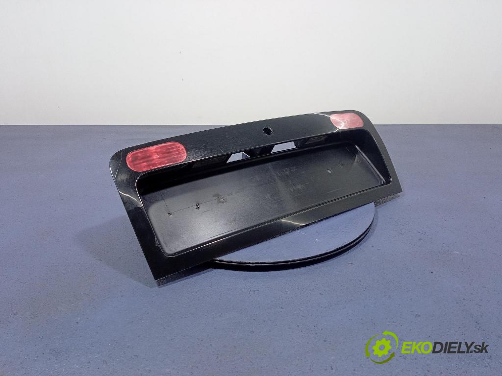 Audi A6 2003 zaslepka: zad 4B5945695