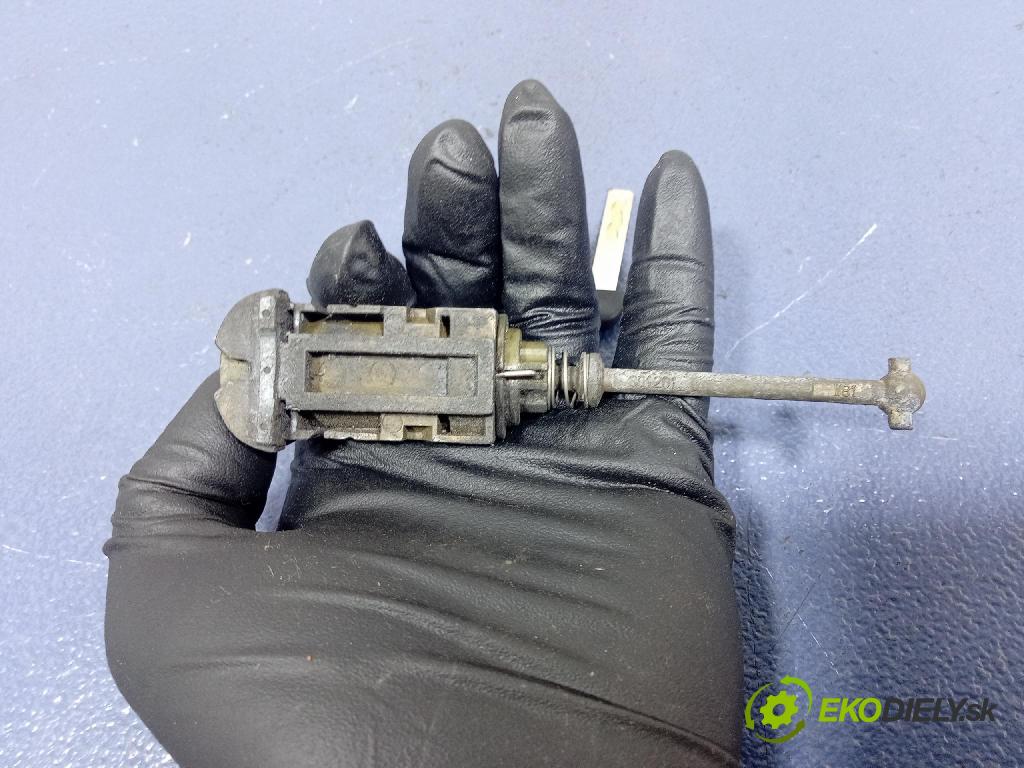 Renault Espace 2004 zámok dvere Predné Vľavo: 