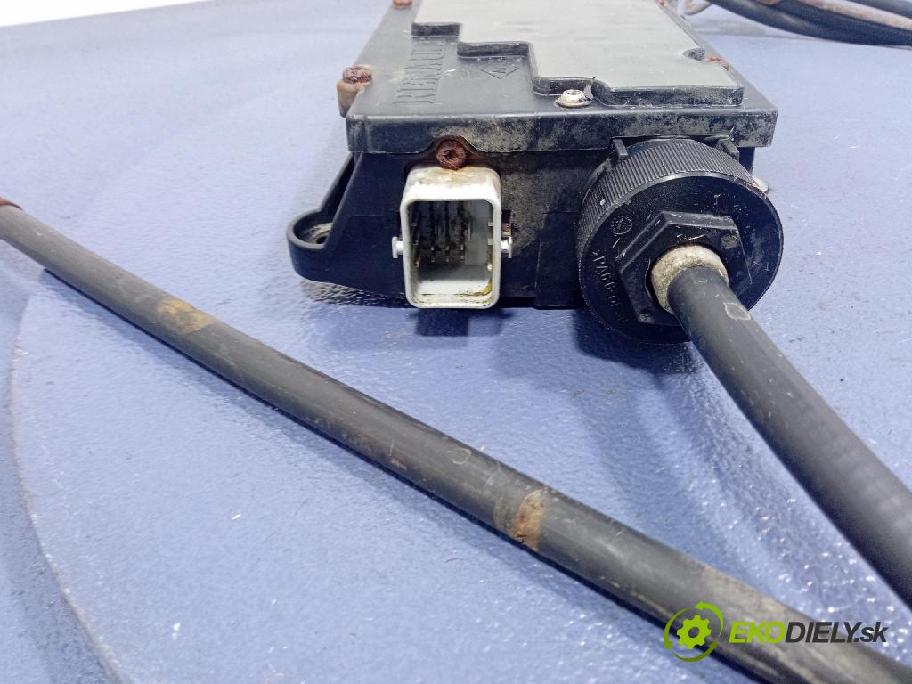 Renault Espace 2004 Páka: Brzda: Ručná: 8200418646B