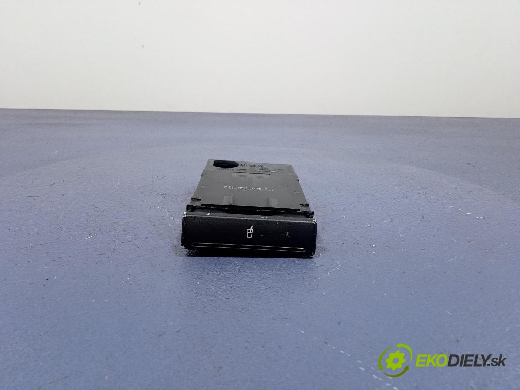 Audi A6 2003 kastlík 4B0862534D