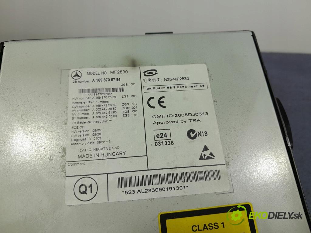 Mercedes B-Klasa 2009 Radio I Navigácia: A1698705794