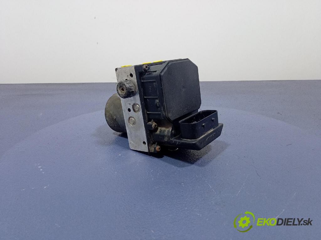 Audi A6 2003 čerpadlo ABS x 4B0614517G