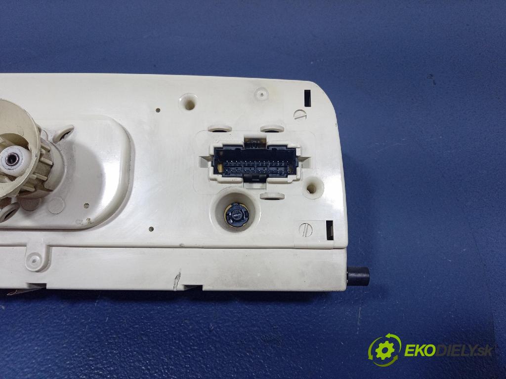 Volkswagen Passat 1.9 tdi 1994 prístrojovka/ budíky 3A0919033C