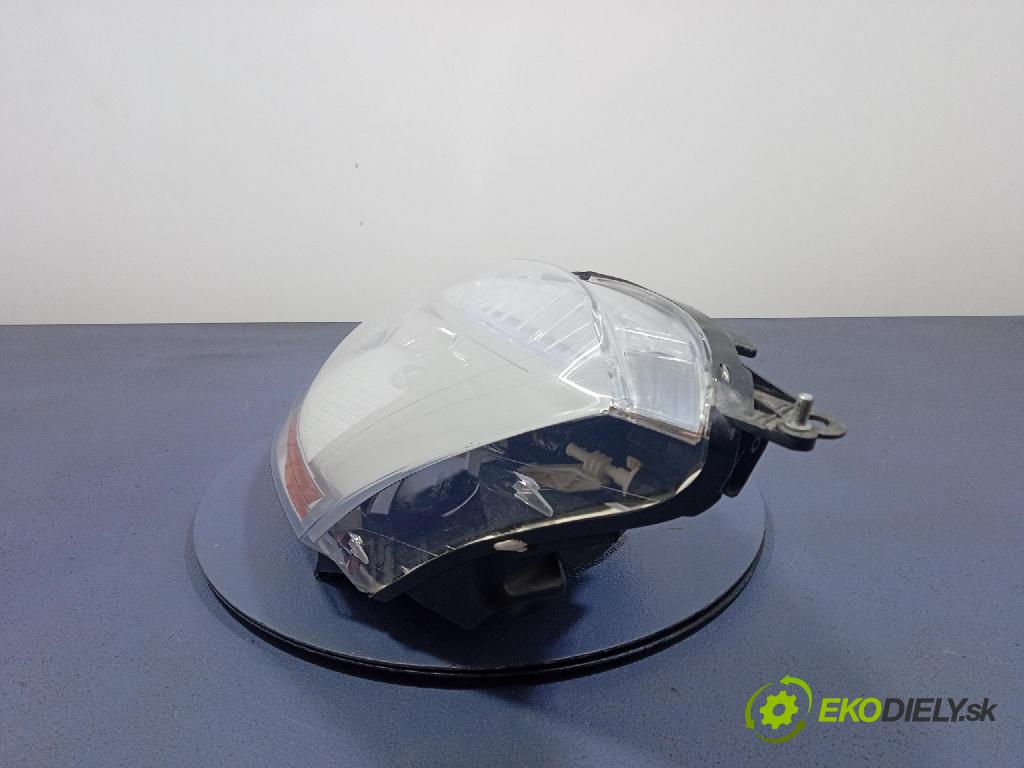 Citroen C4 picasso 2008 Reflektor: Vľavo: 20-B256