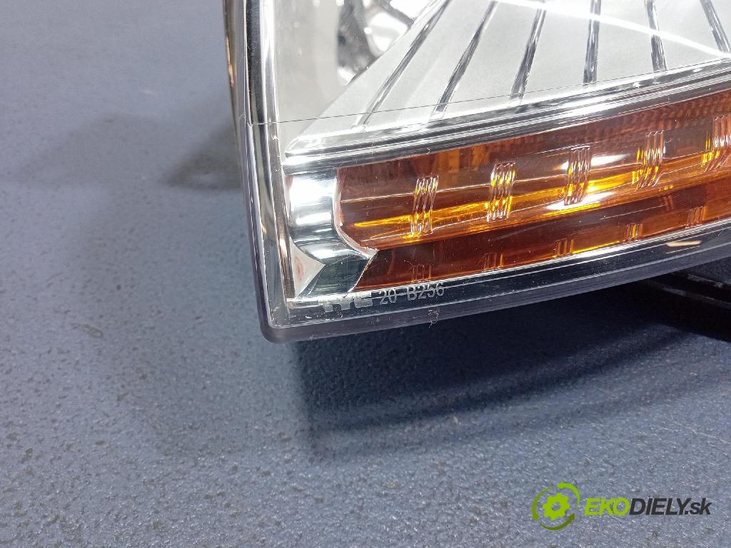 Citroen C4 picasso 2008 Reflektor: Vľavo: 20-B256