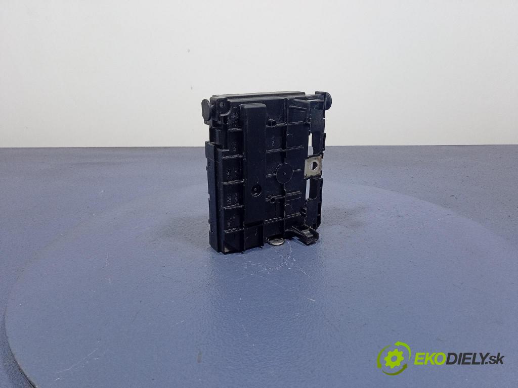 Citroen C4 picasso 2008 skrinka Poistky: 9661708080