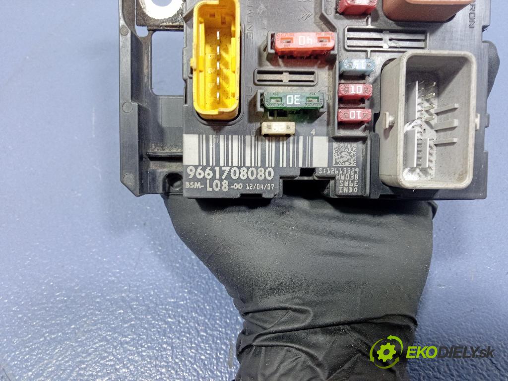 Citroen C4 picasso 2008 skrinka Poistky: 9661708080