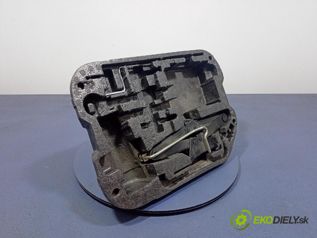 Citroen C4 picasso 2008 zvedák 9681017280