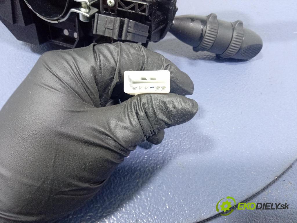 Alfa romeo 147 2008 prepínač Komplex: 735365520