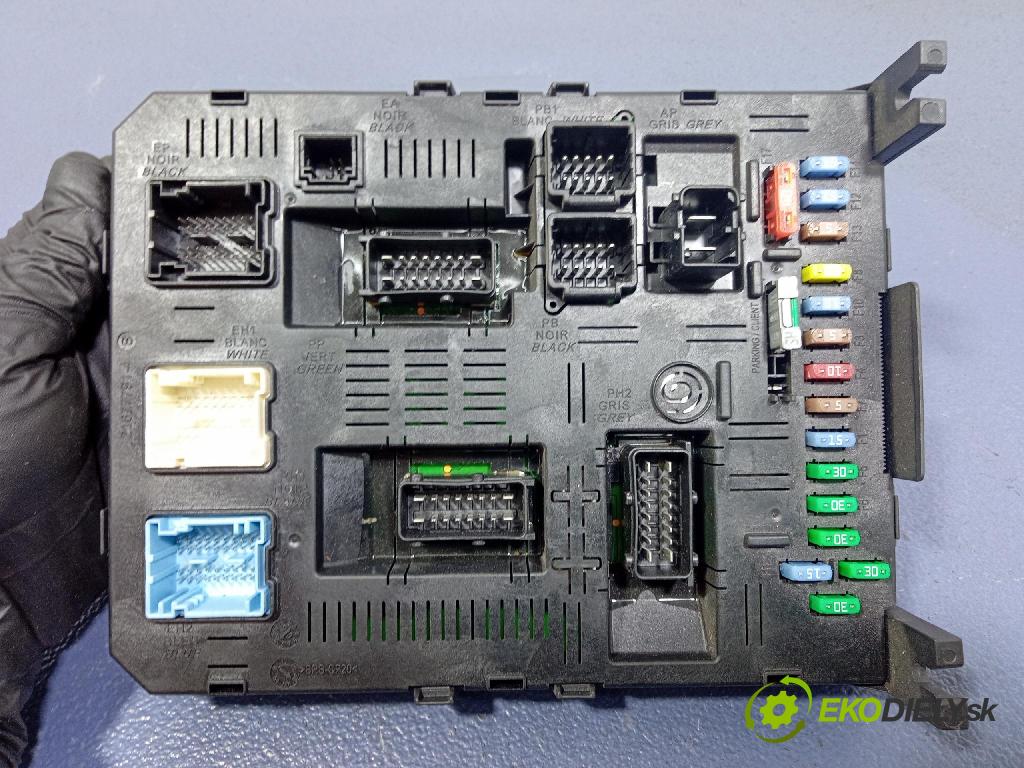 Citroen C4 picasso 2008 skrinka Poistky: 9663510580