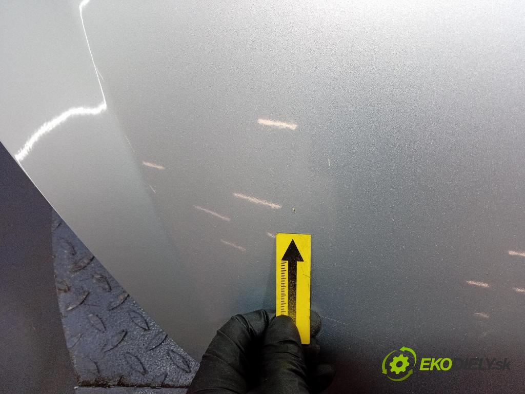 Skoda Fabia 2011 kapota přední: