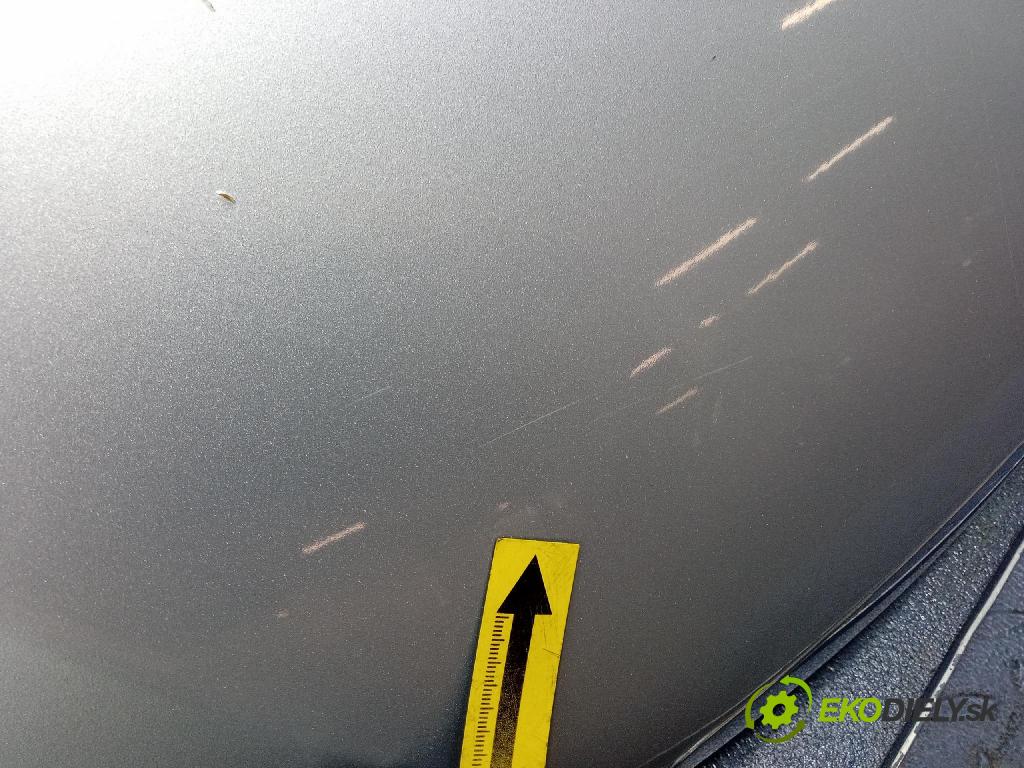 Skoda Fabia 2011 kapota přední: